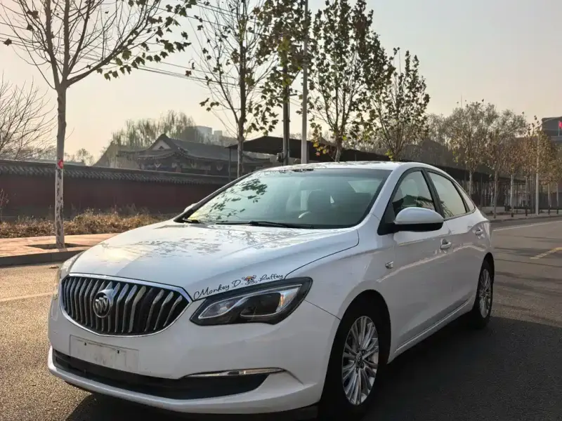 Buick Excelle, 2015