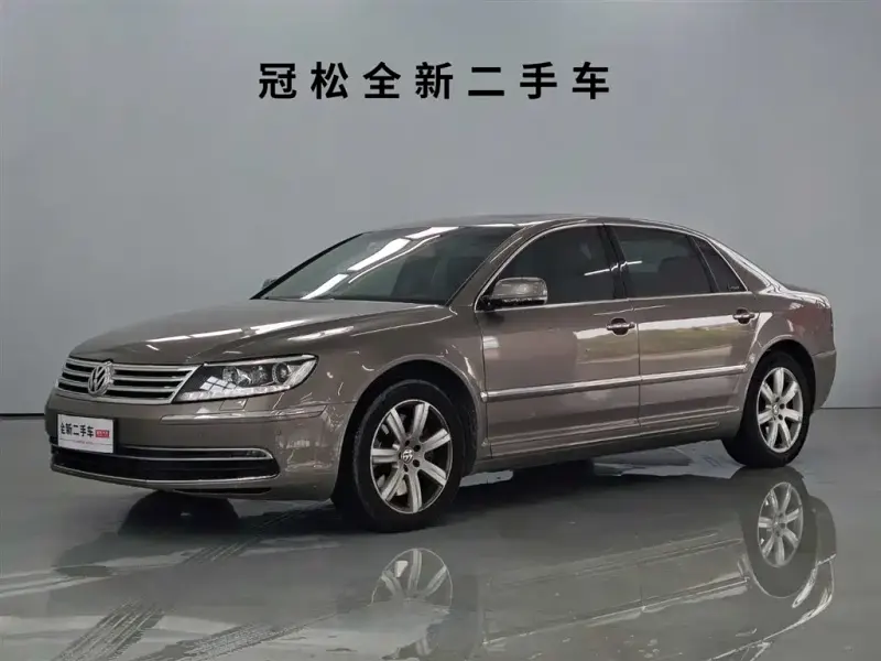 Volkswagen Phaeton, 2015