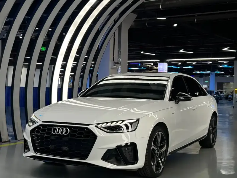 Audi A4L, 2025