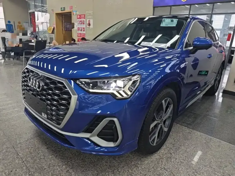 Audi Q3 Sportback, 2021