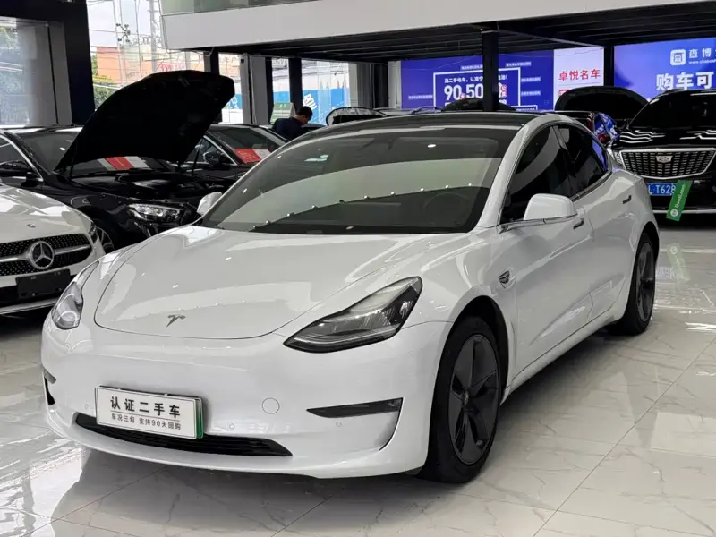 Tesla Model 3, 2019