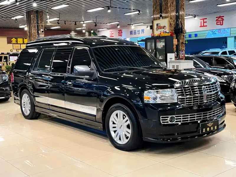 Lincoln Navigator, 2016