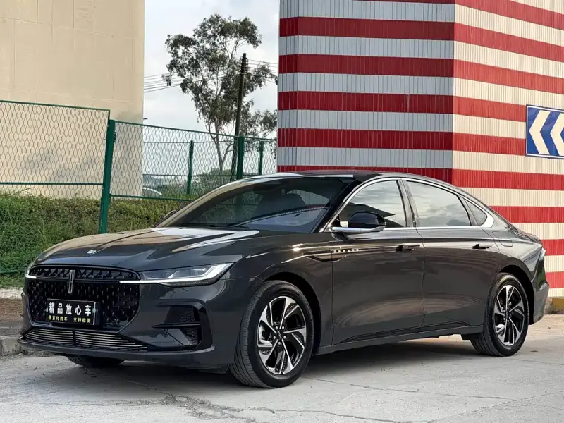 Lincoln Z, 2023