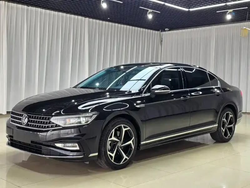 Volkswagen Magotan, 2023