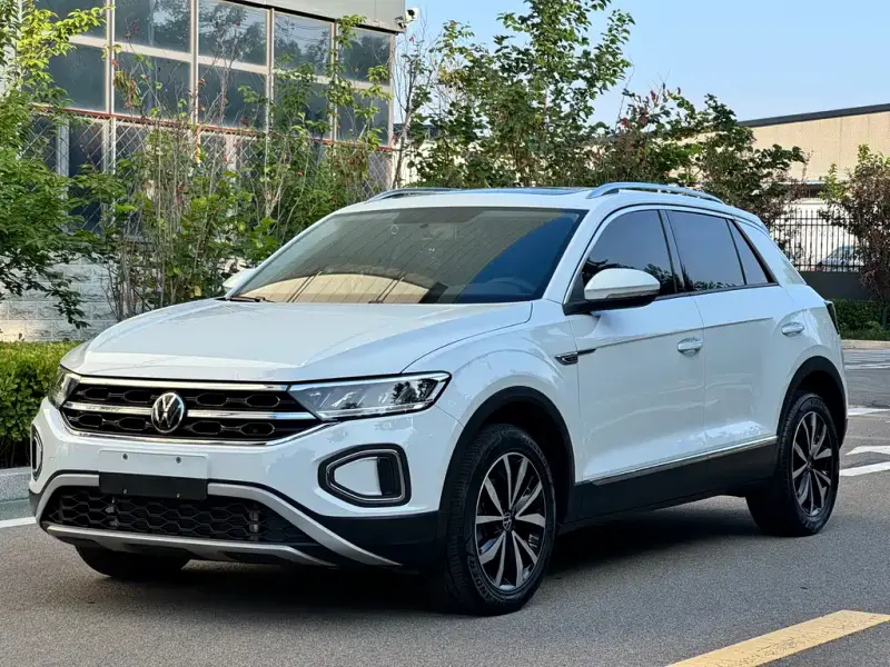 Volkswagen T-Roc, 2023