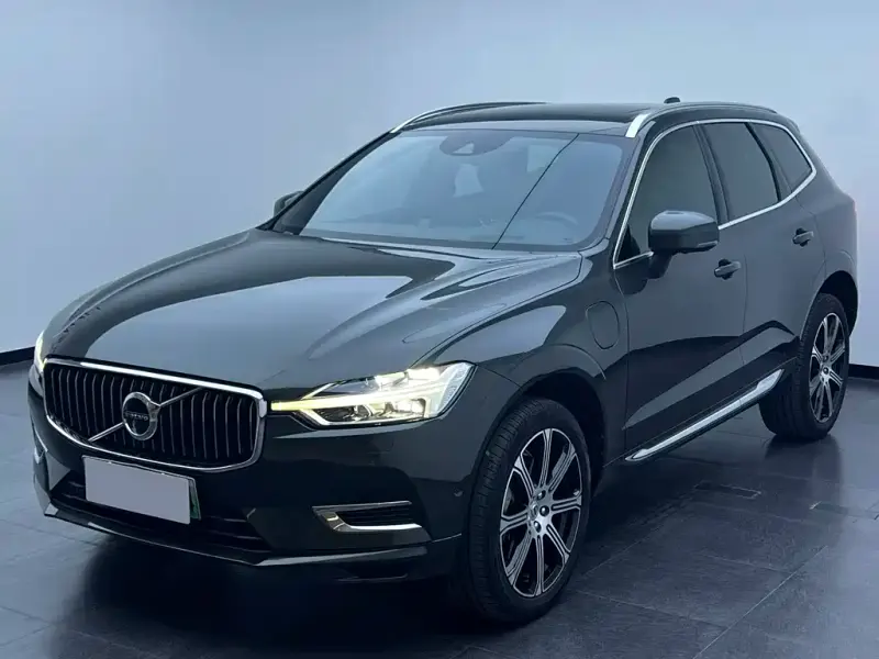Volvo XC60 PHEV, 2020