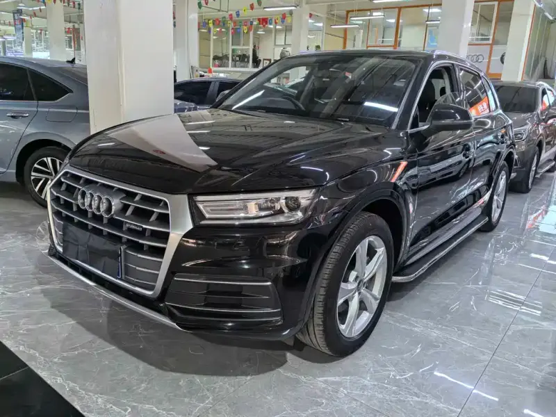 Audi Q5L, 2021
