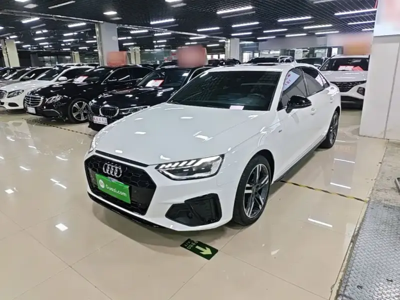 Audi A4L, 2023