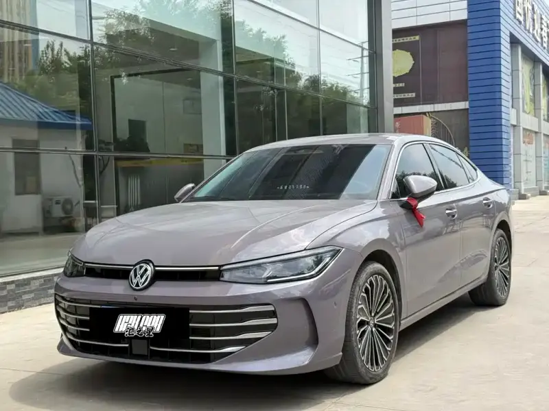 Volkswagen Passat, 2024