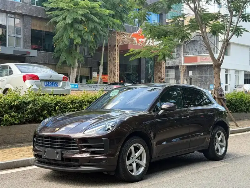 Porsche Macan, 2018