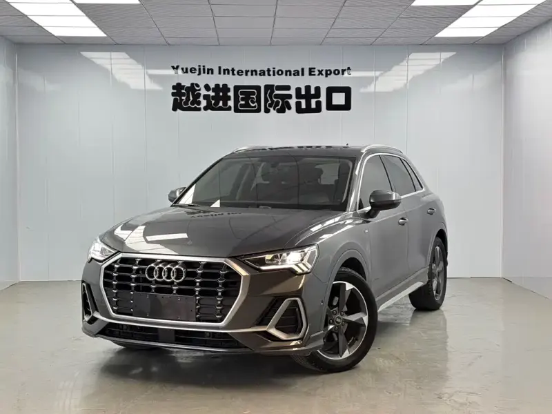 Audi Q3, 2022