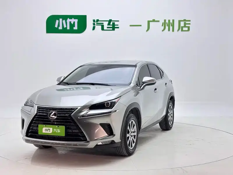 Lexus NX, 2020