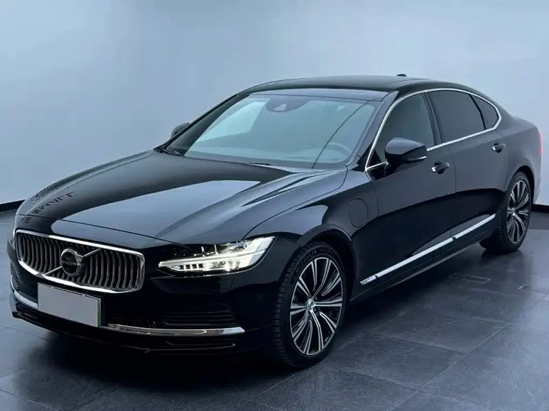 Volvo S90 PHEV, 2021