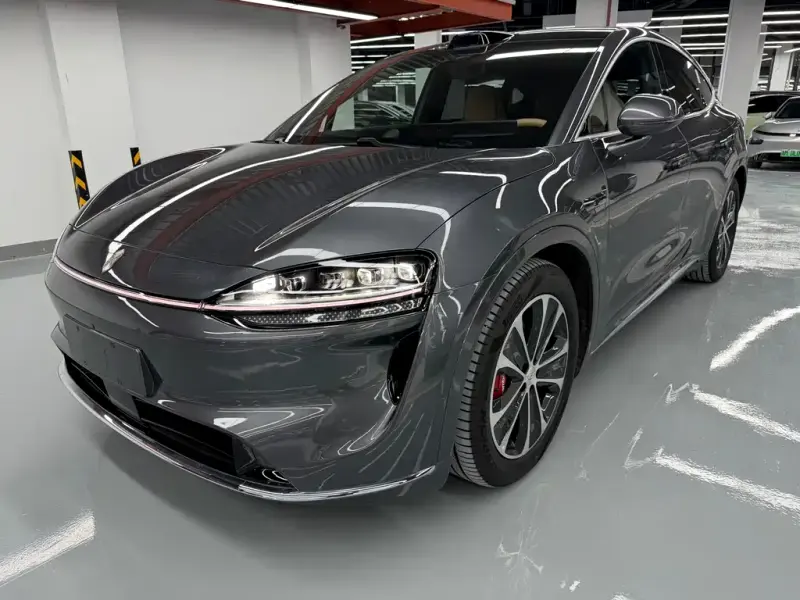 Luxeed Zhijie R7, 2026