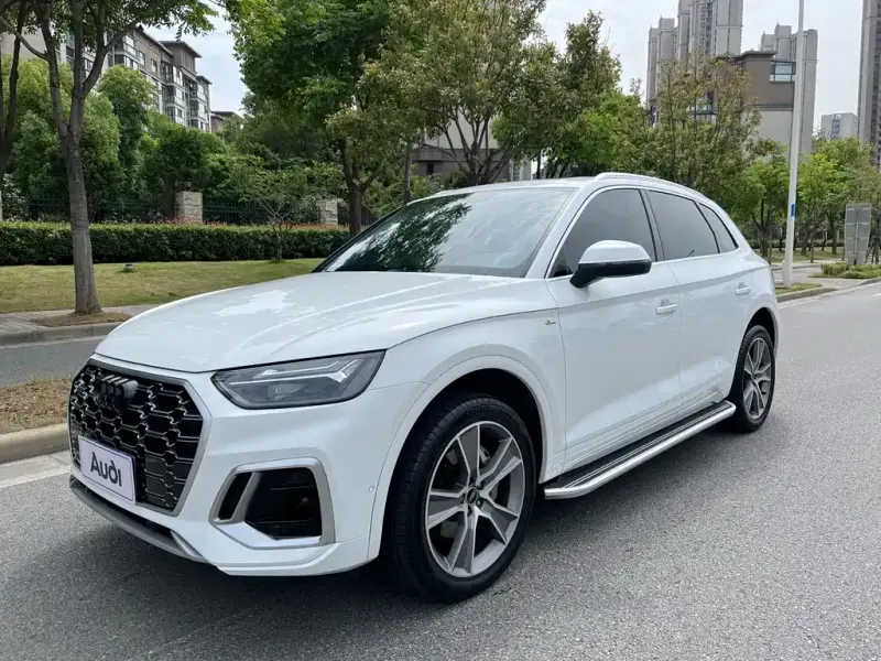 Audi Q5L, 2023