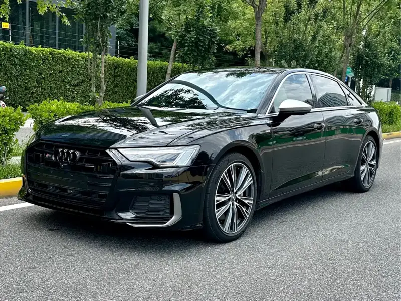 Audi A6L, 2020