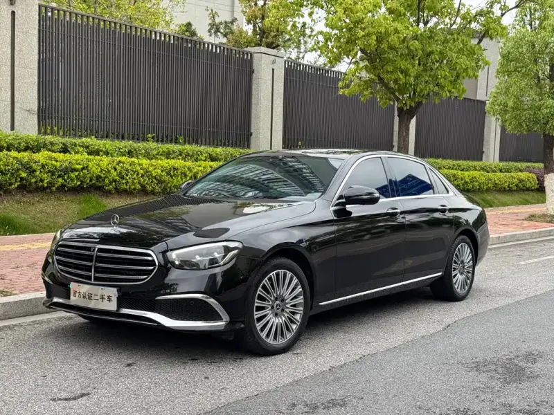 Mercedes-Benz E-Class, 2022