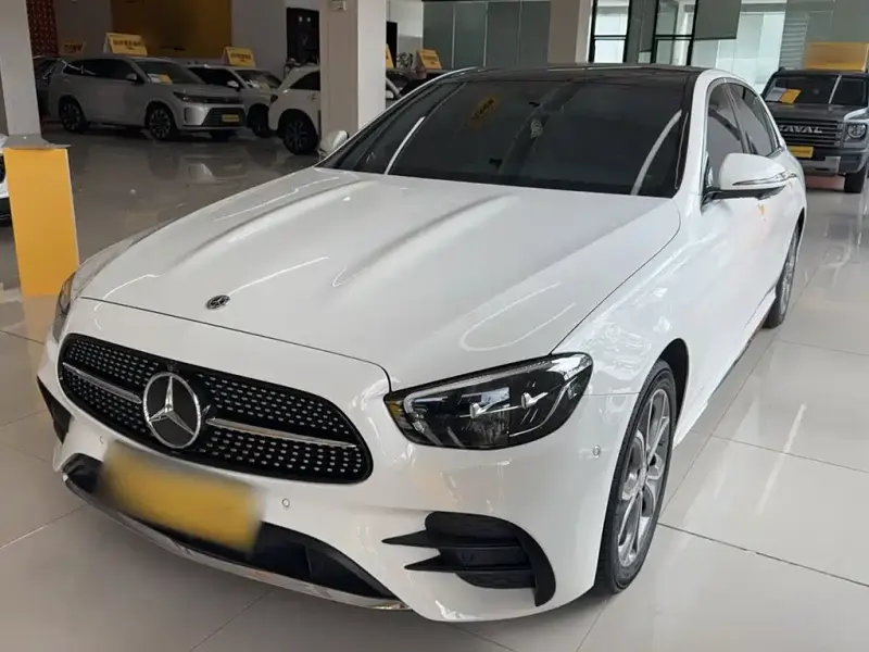 Mercedes-Benz E-Class, 2023