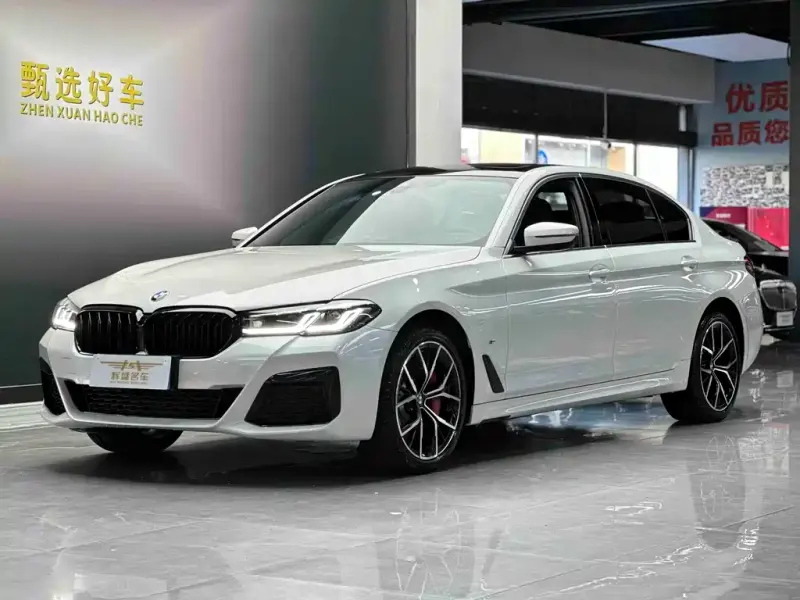 BMW 5 Series, 2022