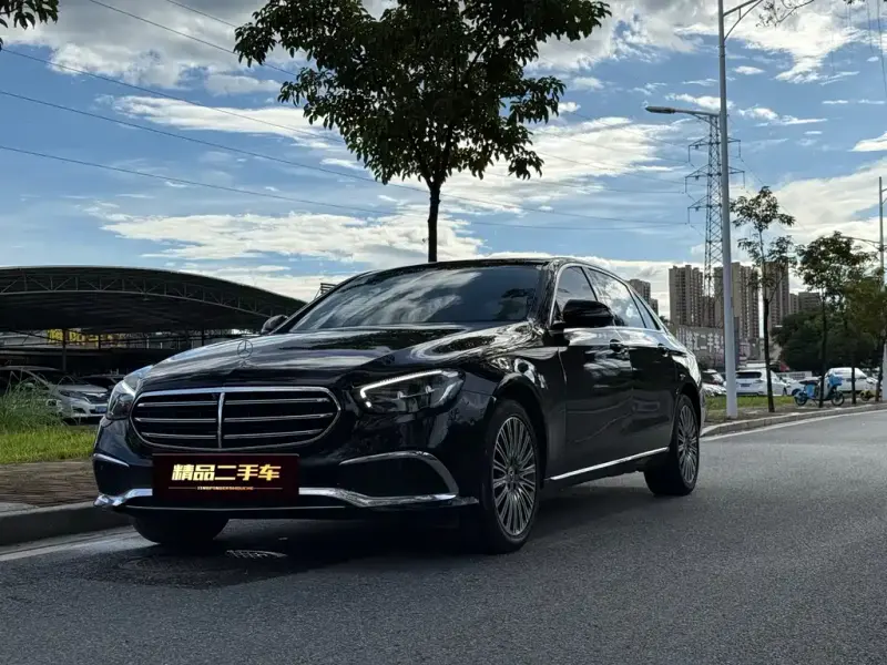 Mercedes-Benz E-Class, 2022