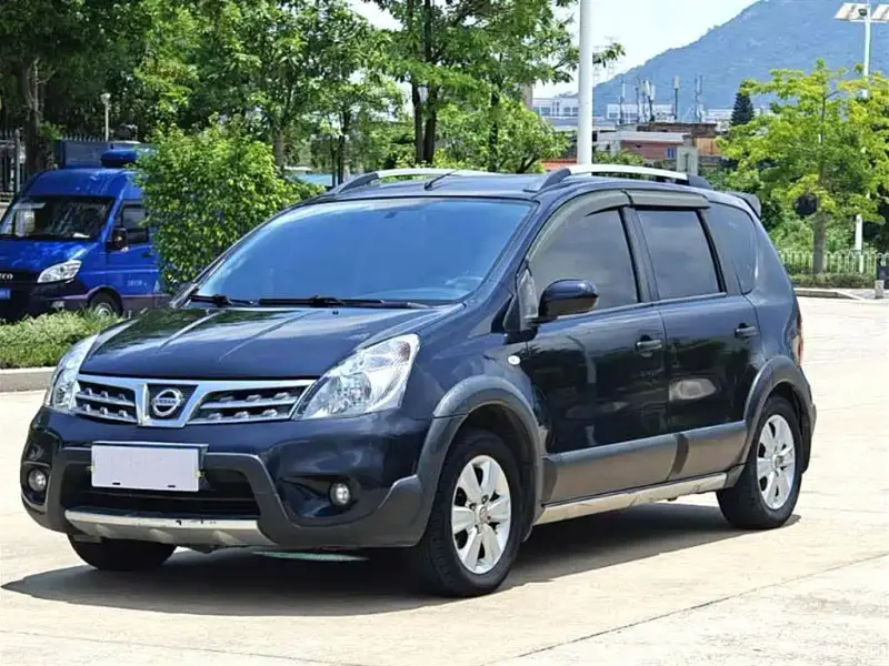 Nissan Livina, 2011