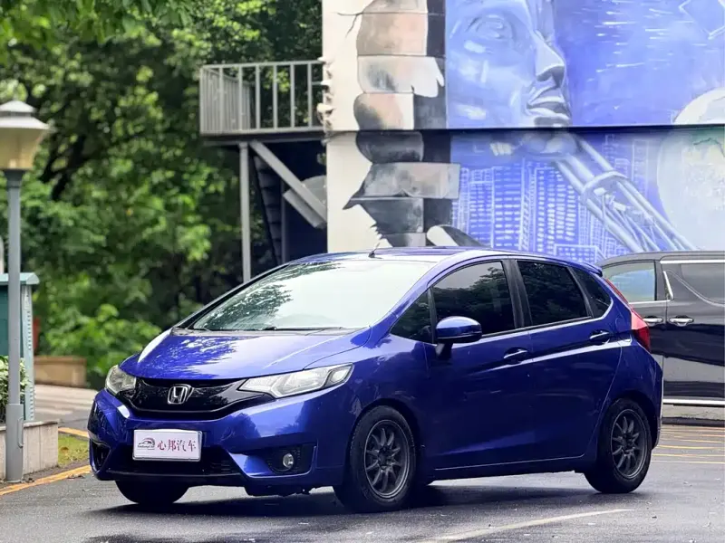 Honda Fit, 2015