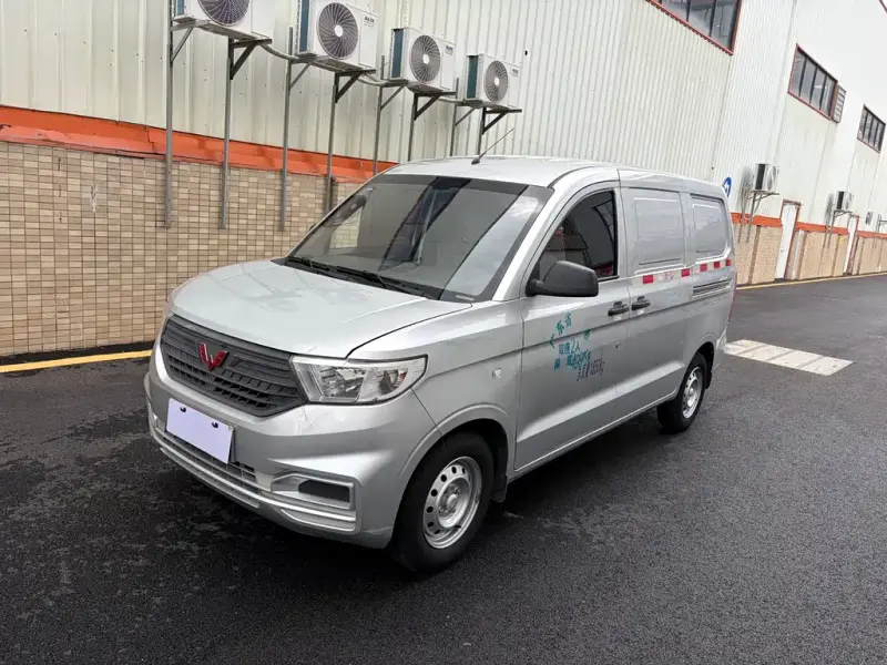 Wuling Hongguang V, 2021
