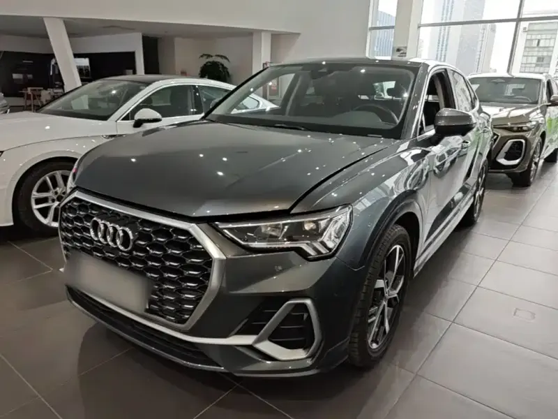 Audi Q3 Sportback, 2021