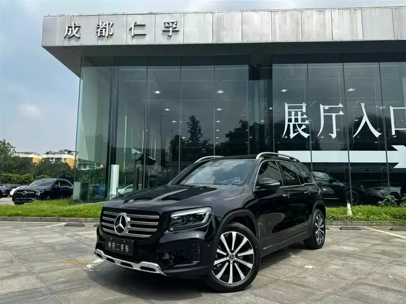 Mercedes-Benz GLB, 2024