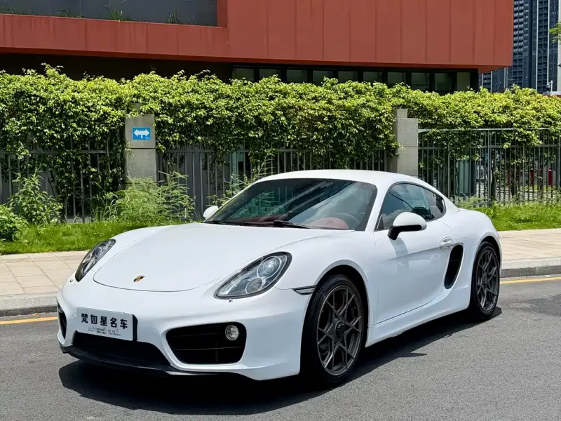 Porsche Cayman, 2015