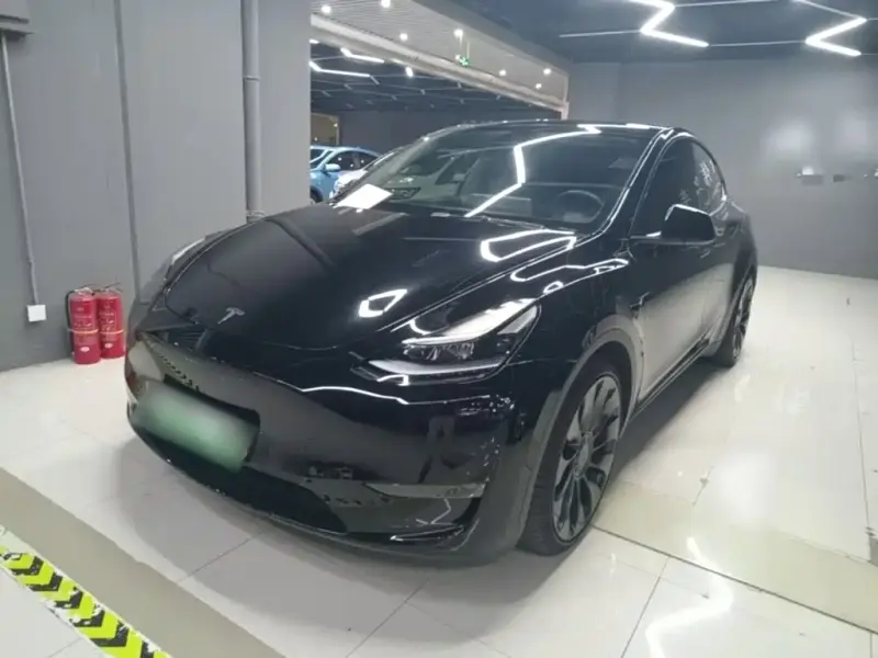 Tesla Model Y, 2023