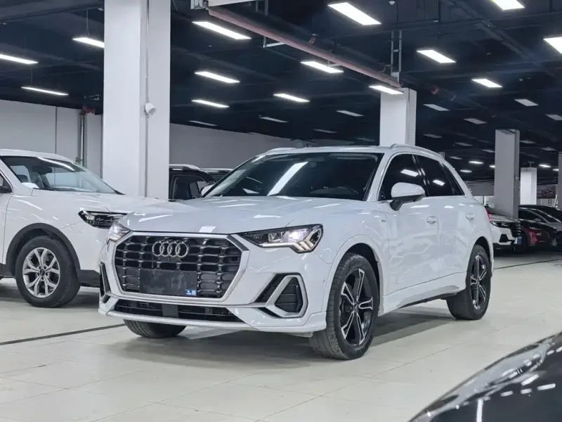 Audi Q3, 2023