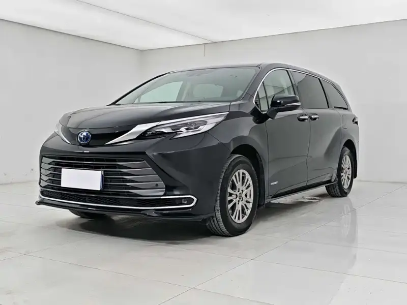 Toyota Sienna, 2023