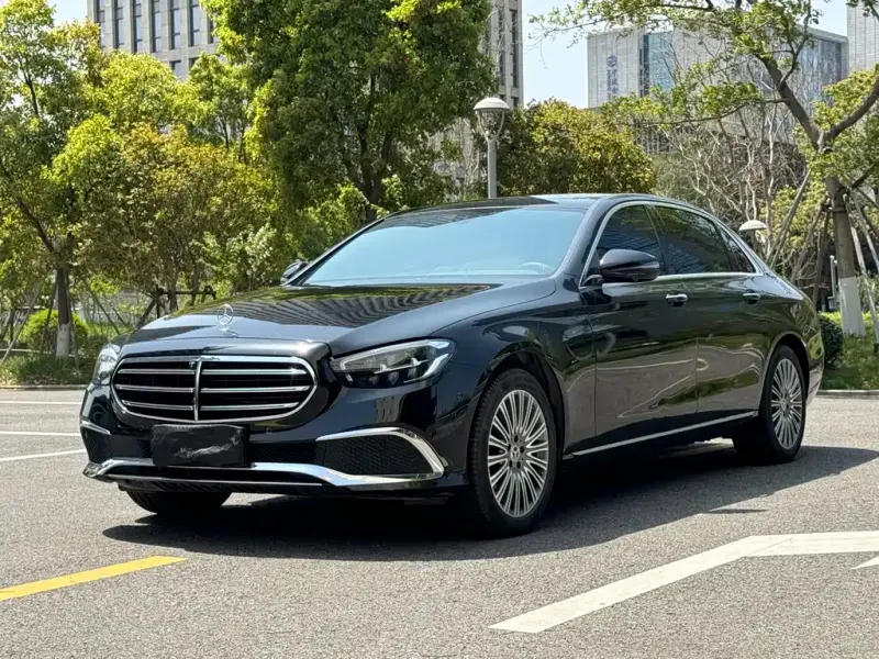 Mercedes-Benz E-Class, 2022