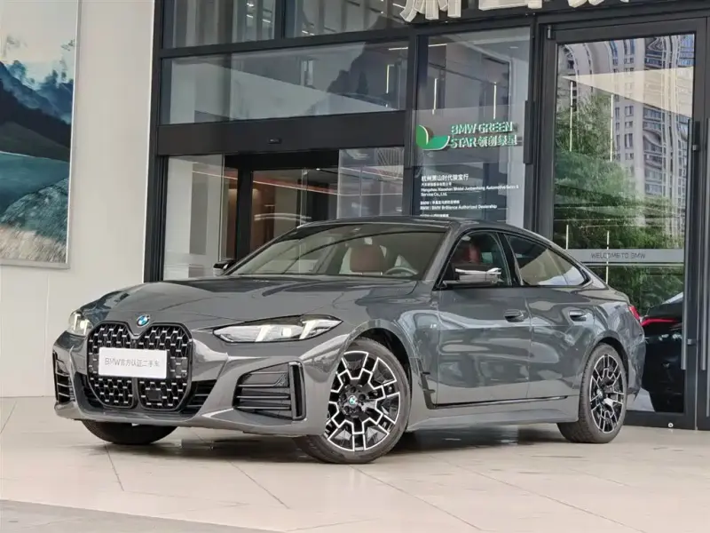 BMW 4 Series, 2025