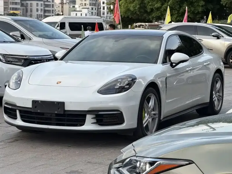 Porsche Panamera, 2020