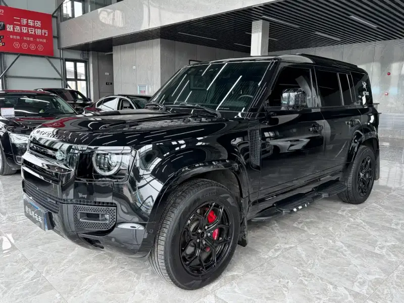 Land Rover Defender, 2023