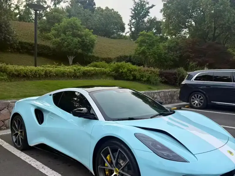 Lotus Emira, 2024