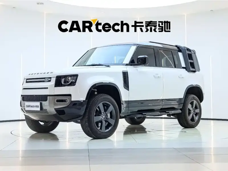 Land Rover Defender, 2024