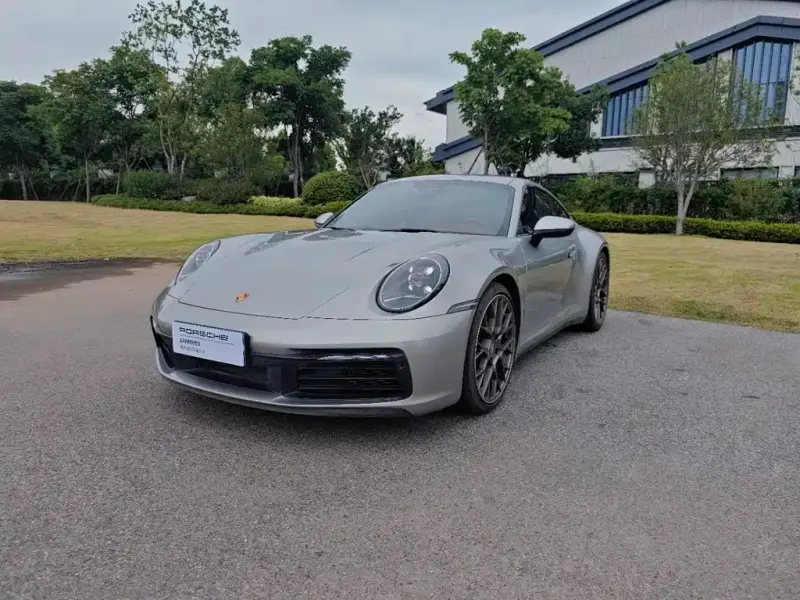 Porsche 911, 2023