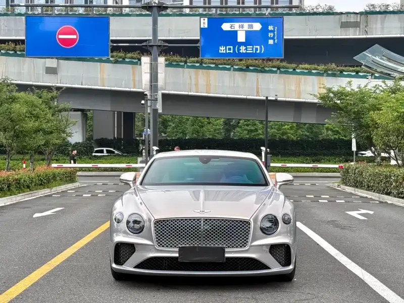 Bentley Continental, 2023