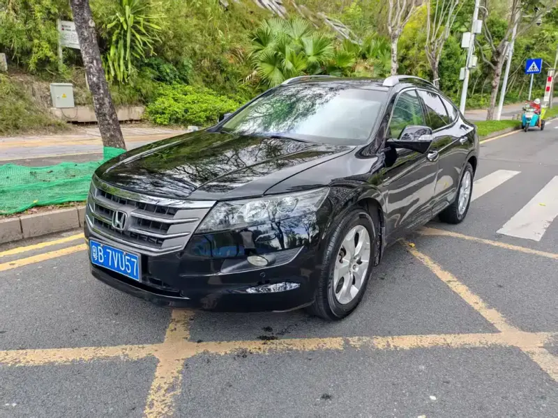 Honda Crosstour, 2013