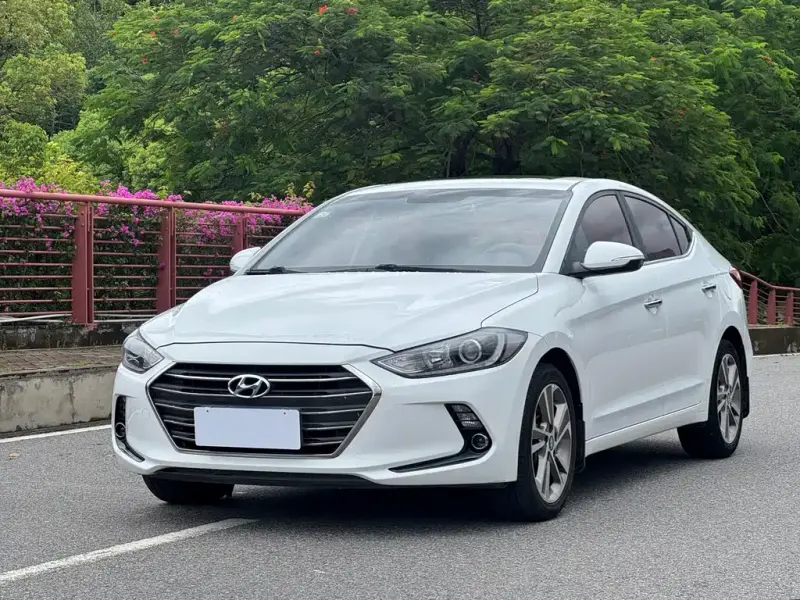 Hyundai Elantra, 2018