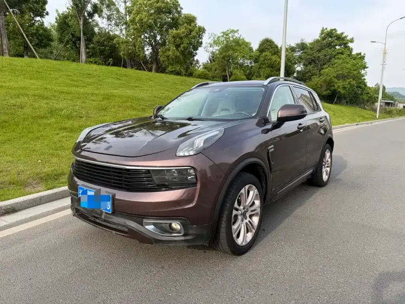 Lynk & Co 01, 2017