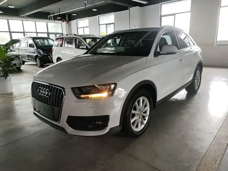 Audi Q3, 2015