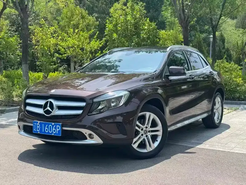 Mercedes-Benz GLA, 2015