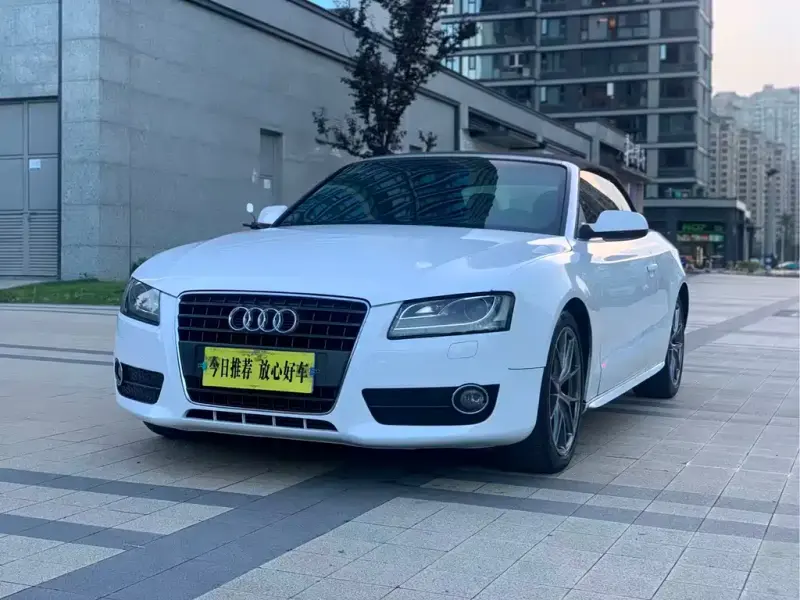 Audi A5 (Import), 2011