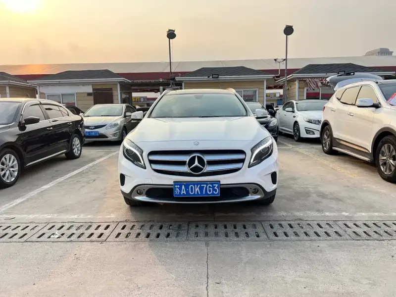 Mercedes-Benz GLA, 2016
