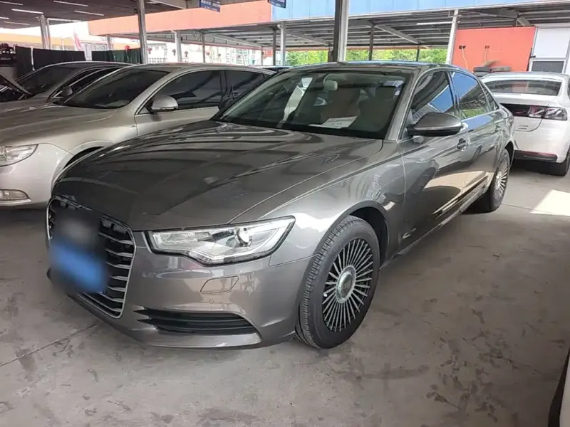 Audi A6L, 2015