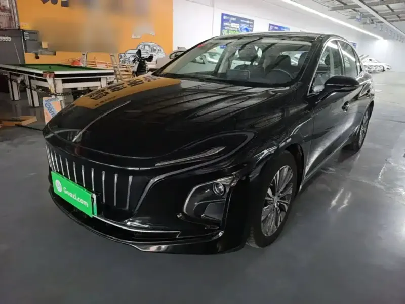 Hongqi E-QM5, 2022